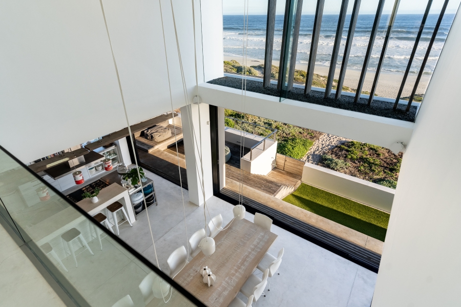 6 Bedroom Property for Sale in Yzerfontein Western Cape